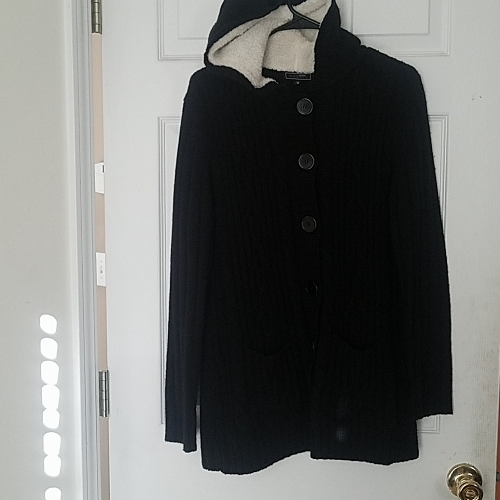 Sweater/jacket - Picture 2 of 6